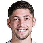 伯纳乌之夜惊艳绽放,巴尔韦德半场三球震惊足坛。 体育新闻