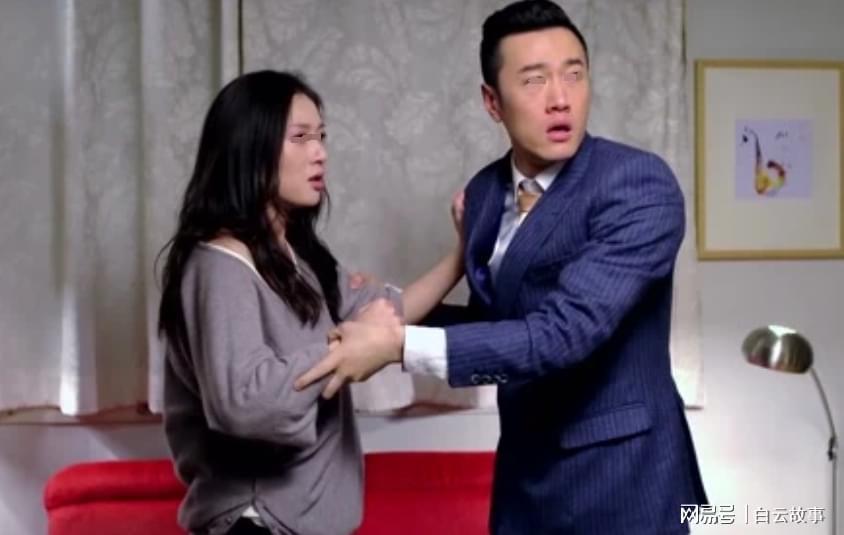 信任的边界与危机:当家庭成为“黑箱”,如何寻找真相的坐标? 情感心理