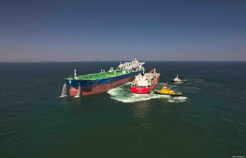  【深度解析】霍尔木兹封锁36小时：美军“铁桶阵”背后的规则漏洞与战略困局 新闻