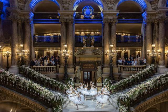  从巴黎歌剧院到全球豪华车市场：腾势Z9GT的技术破局 汽车科技