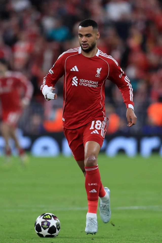  战术瓶颈深度解析：斯洛特体系被肢解背后的足球博弈 体育新闻