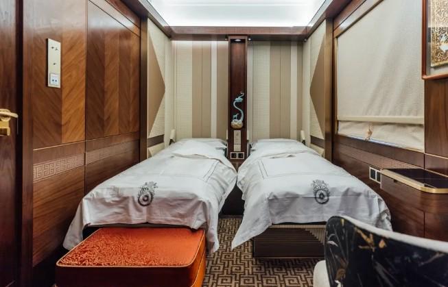  技术破局：丝路梦享号高端旅游专列核心参数与预订指南 文化旅游