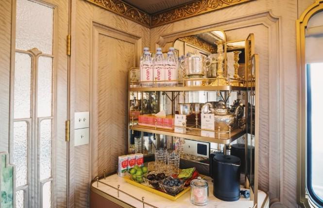  技术破局：丝路梦享号高端旅游专列核心参数与预订指南 文化旅游